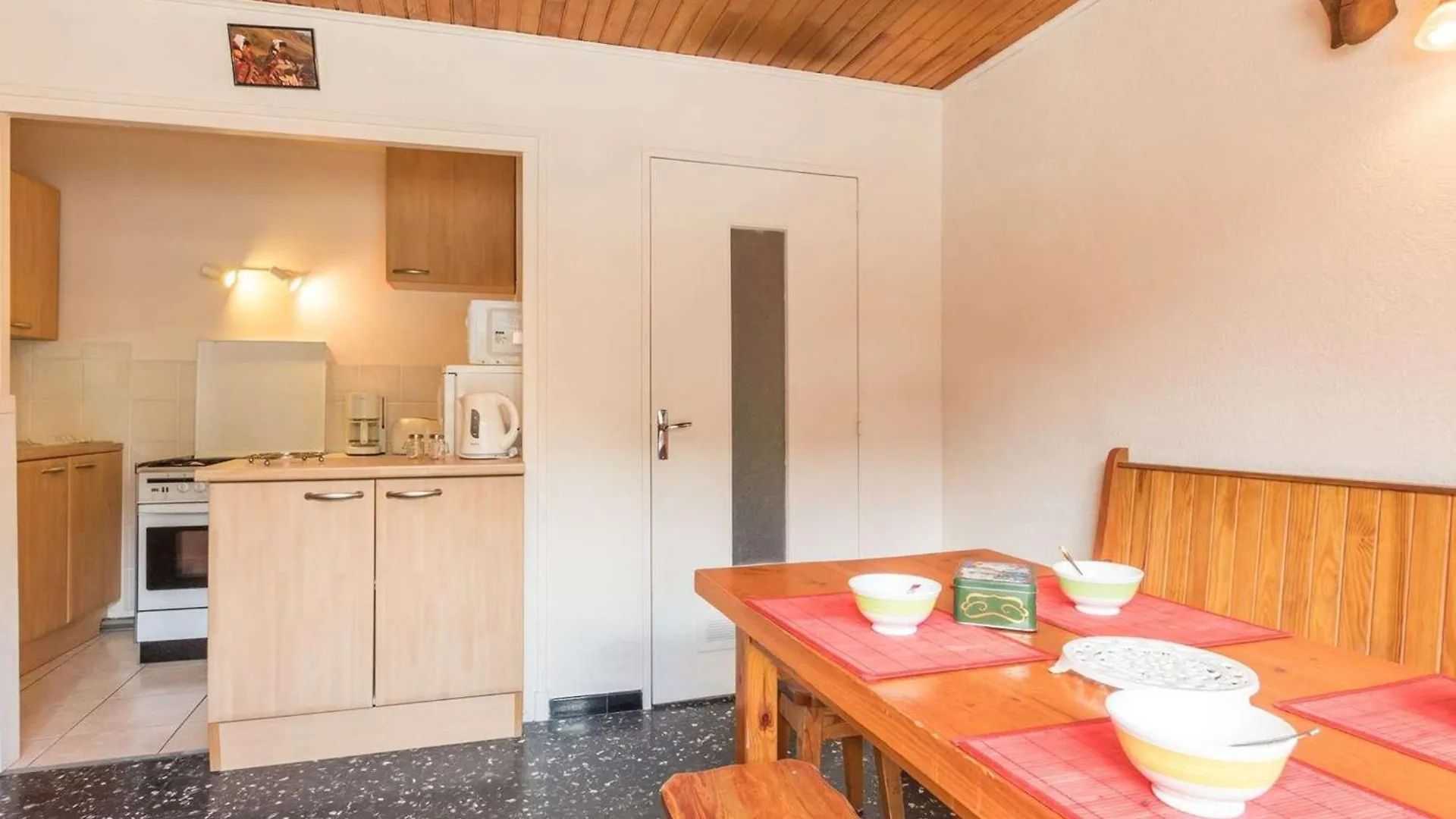 Appartement Confortable 3 Pieces, 6 Couchages, Balcon, Proche Pistes Et Telecabine - La Salle-Les-Alpes - Fr-1-330F-101